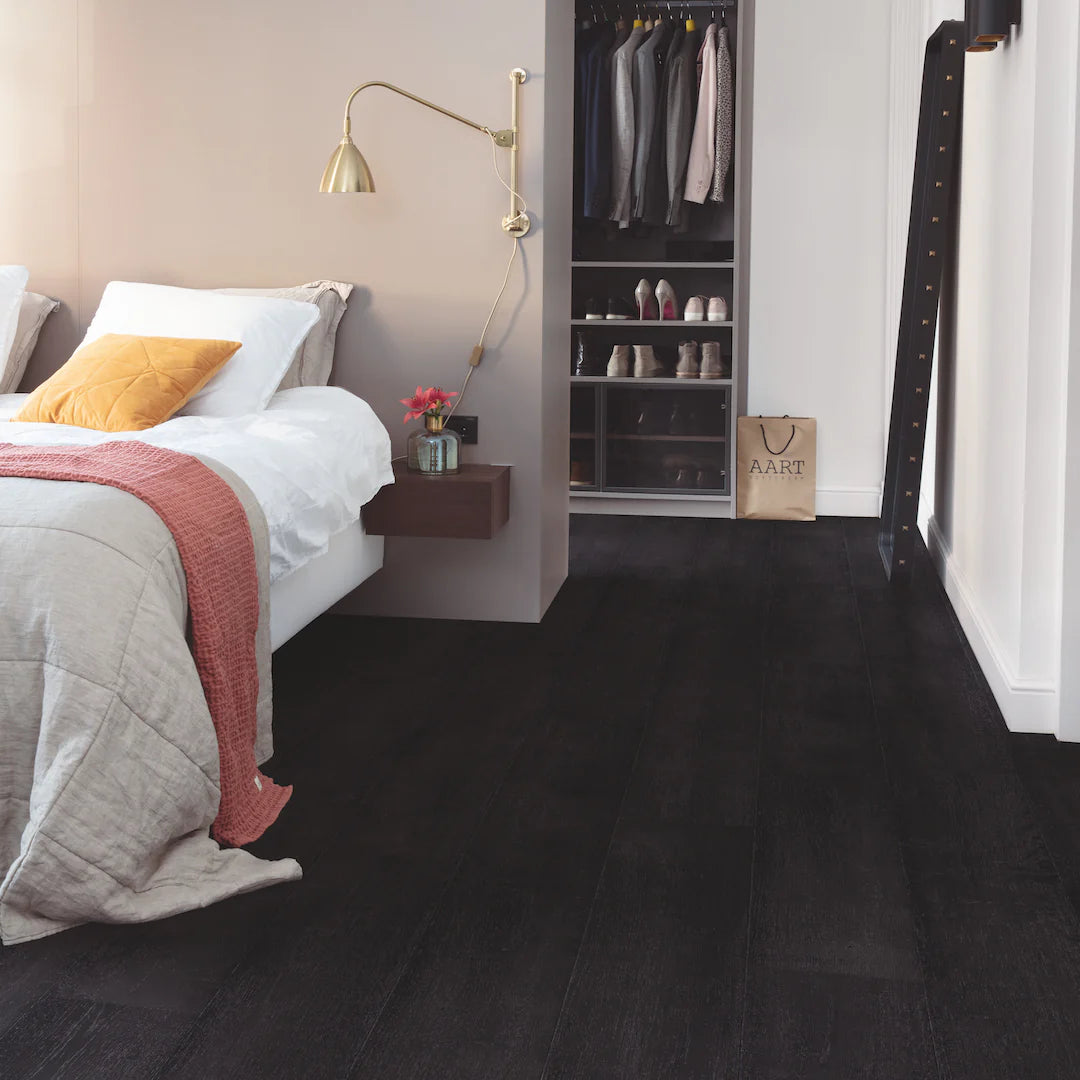 Quickstep Capture (Signature) Painted Oak Black