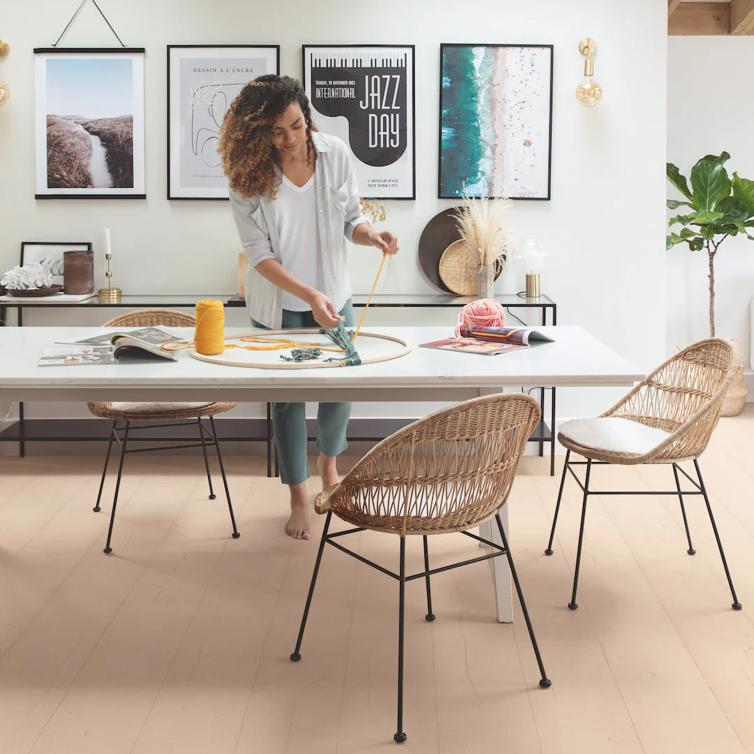 Quickstep Capture (Signature) Painted Oak Rose