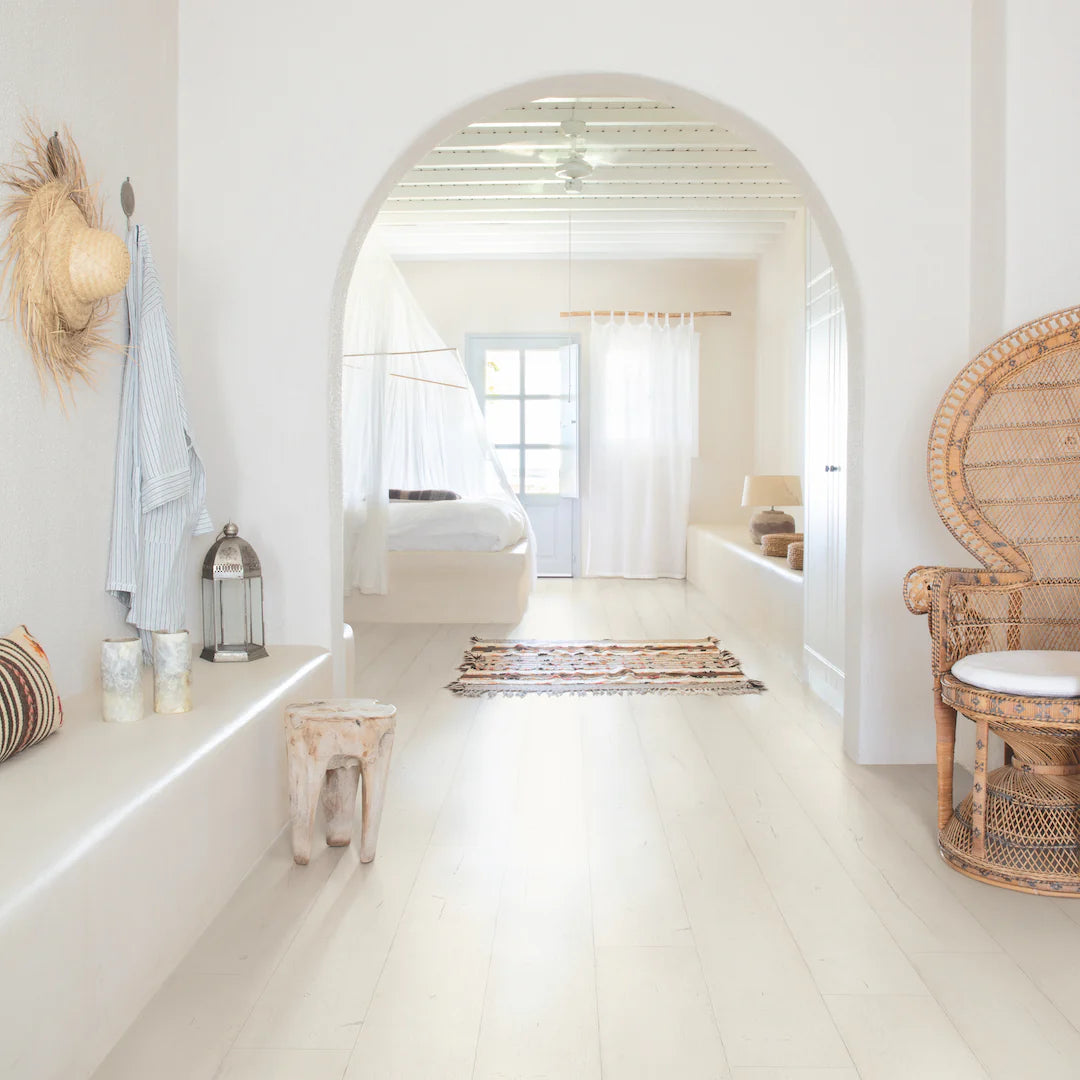 Quickstep Capture (Signature) Painted Oak White