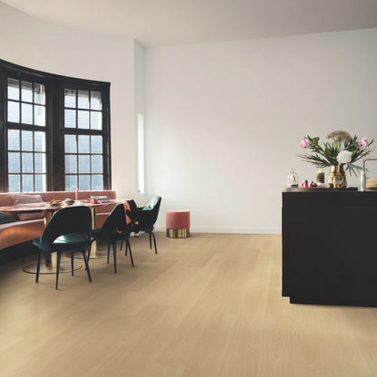 Quickstep Capture (Signature) Beige Varnished Oak