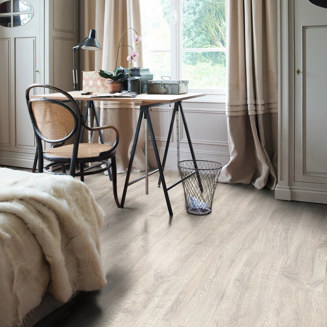 Quickstep Classic Reclaimed White Patina Oak Planks