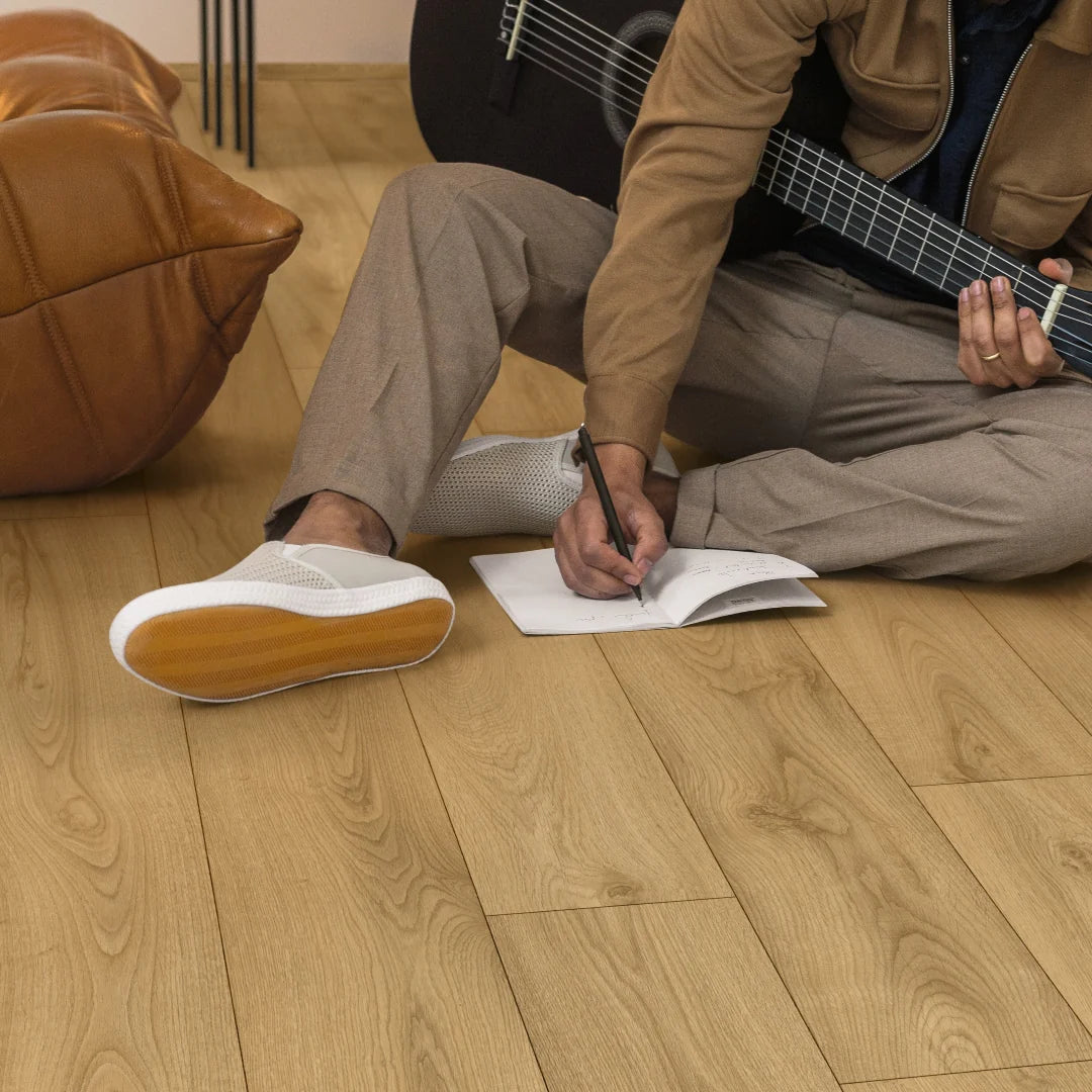 Quickstep Classic Sandy Oak
