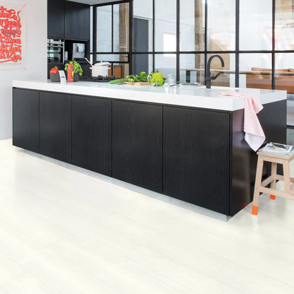 Quickstep Impressive White Planks