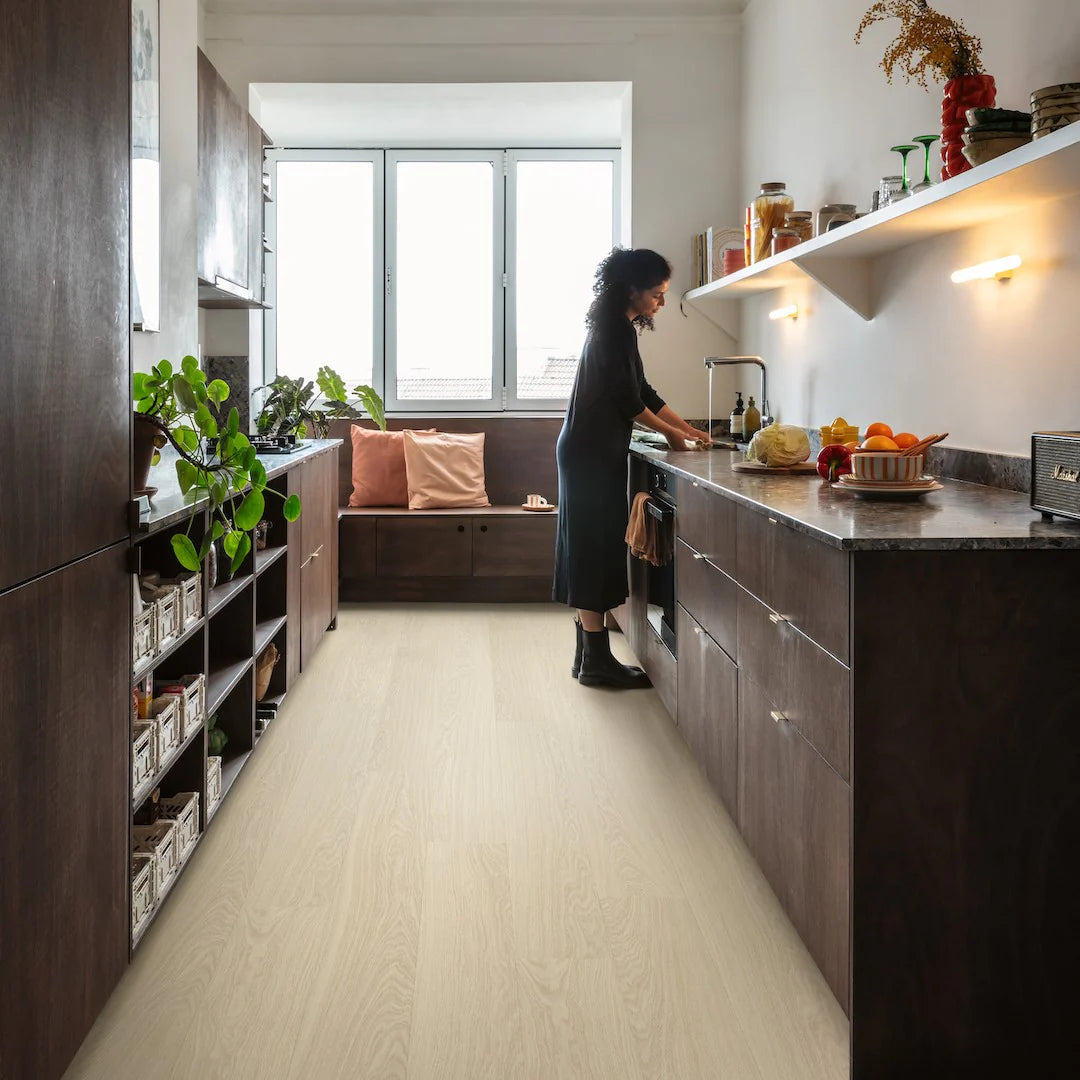 Quickstep Vinyl Bloom Pure Oak Polar